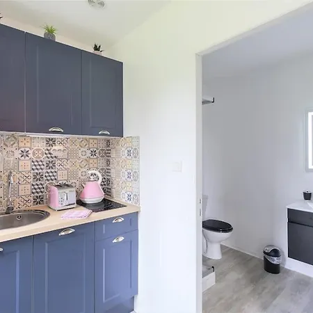 Apartamento Le Glamour *studio *parking Prive* *wifi*calme*